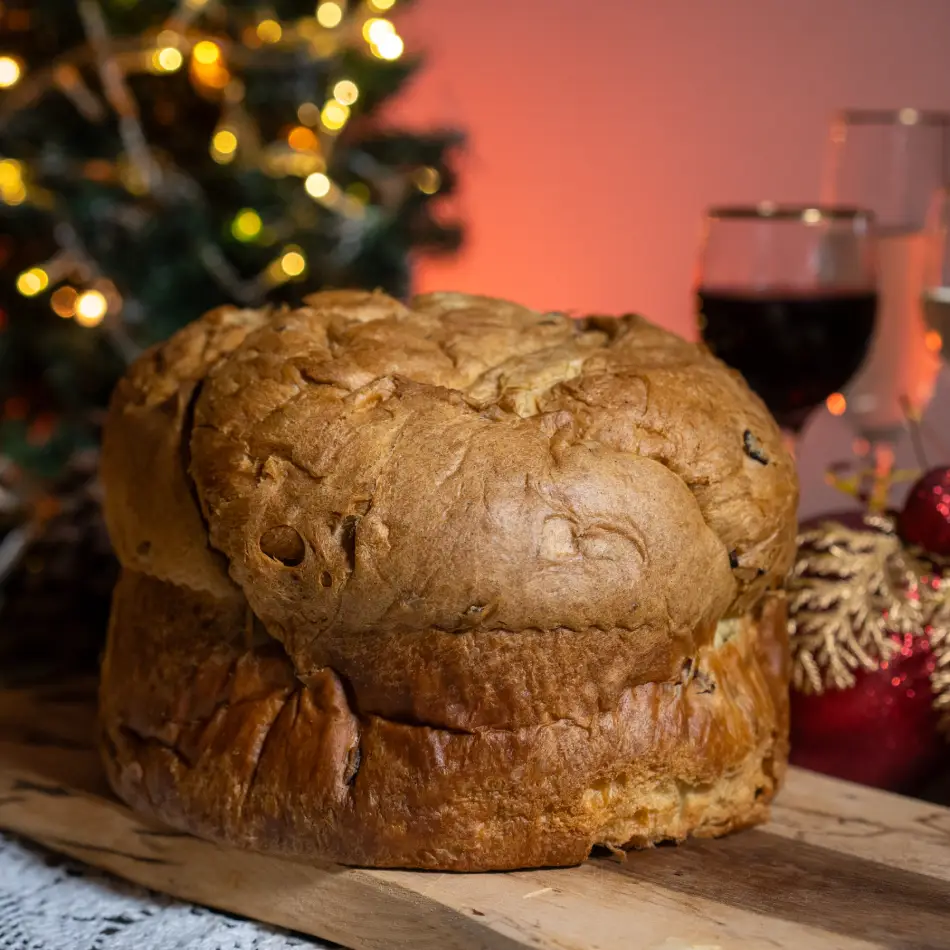 Panettone mortadella e crema di provola